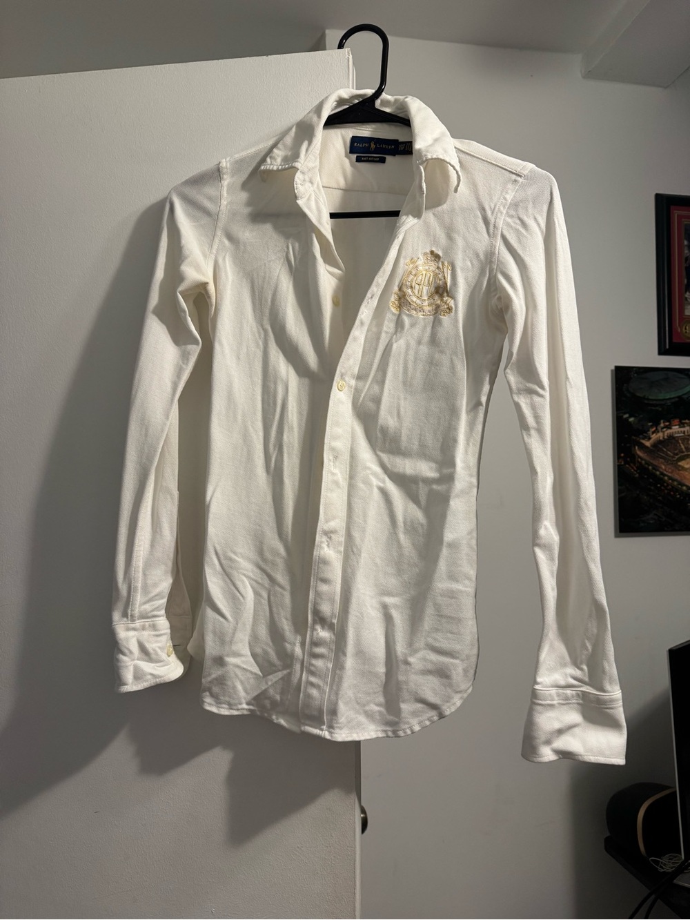Ralph Lauren White Button-down Shirt with Embroidered Crest